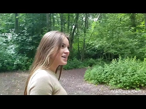 ❤️ Suxerinlle a Evelina que fodemos nun lugar público! Ela dixo que si. Entón fodiuna no cu e corme na súa boca. Entón ela cabreouse. ☑ Porno casero a nós gl.loanworld.top ☑